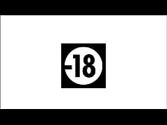 Play MP4 - Je me r&eacute;veille avec mon orteil dans la bouche de mon pote&period;