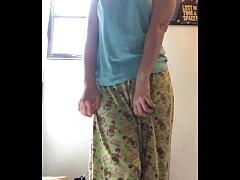 Play MP4 - Teasing you with my curvy body