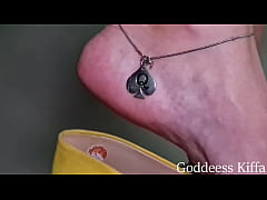 Play MP4 - Kiffa&rsquo;s fan receive the treatment he deserves - Sexy Guillotine BDSM high heels worship and face slap - SLAP - SHOE WORSHIP - FOOT POV - HIGH HEELS - FOOT DOMINATION - FOOT HUMILIATION - SOLES - BDSM - FOOT WORSHIP - BONDAGE - GIANTESS - VINYL -