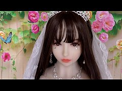 Play MP4 - 若妻花嫁コスプレ？　こんな可愛いのにラブドール&hellip;。総額2万円のガチコス　＠PPC