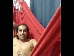 Play MP4 - Batendo uma e dedando o cuzinho na rede parte 2