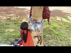 Play MP4 - chapeuzinho vermelho muito safadinha encontra com lenhador comedor na floresta