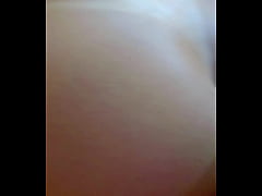 Play MP4 - Kalena Mitrak - Dei para o mec&acirc;nico e tomei leitinho na sala de ferramentas da oficina