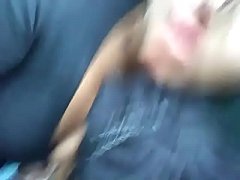 Play MP4 - En el carro