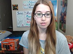 Play MP4 - Femenine sister dance - chat room cam 28