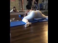 Play MP4 - Gracyanne barbosa safada de quatro muito arreganhada