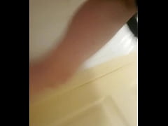 Play MP4 - Empty flat afternoon fun