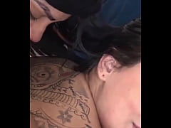 Play MP4 - Fodendo com meu pinto de borracha minha amiga