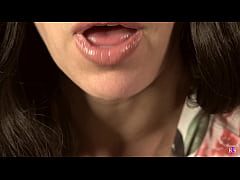 Play MP4 - Wet Step-Mommy Dreams