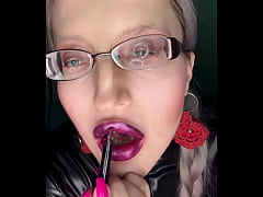 Play MP4 - Sissy&comma; Kiss my lips in panties