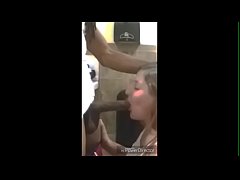 Play MP4 - chupando e dando pro neg&atilde;o safado &sol;&sol; travesti insta &commat;monique joujou WhatsApp 11 953180768