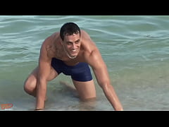 Play MP4 - Rod Silvia Sexy Beach Play