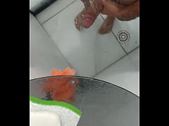 Play MP4 - Vamos tomar um banho&excl;