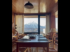 Play MP4 - STORY PUBLIC Episode 3&sol;6 FAMILY HOLIDAY SAISON 2 Sp&eacute;cial SKI Vid&eacute;o 13m&period; Ce &period;&period;&period;