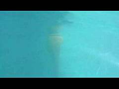 Play MP4 - allez un peu de fraicheur pour tout le monde&comma; profitez en c'est cadeau