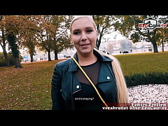 Play MP4 - Riskantes &ouml;ffentliches Sexteffen mit deutscher blonder teen schlampe und fast erwischt
