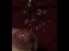Play MP4 - Cumming on pillow