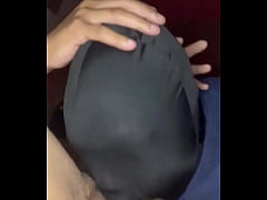 Play MP4 - Use both hands and guide this throat