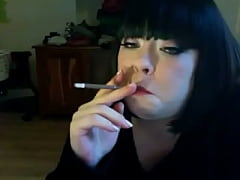 Play MP4 - Goth Slut Smokes 2 More Cigarettes