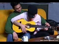 Play MP4 - Dutchie With A Hat Gets Laid