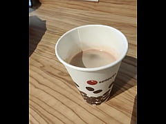 Play MP4 - Tu te rappelles mon excursion &agrave; Lyon&quest; Et bien sur le retour je me suis &period;&period;&period;