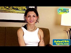 Play MP4 - Posing amateur ladyboy from the usa closeup