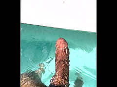 Play MP4 - 10 seconds of 10 inches