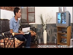 Play MP4 - Talking on the phone while crossdressing is so hot