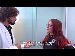 Play MP4 - PELIROJA SE FOLLA A SU CIRUJANO PLASTICO CON ENORME POLLA