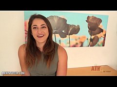 Play MP4 - Mallory Monroe shows off her juicy body