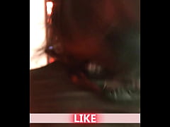 Play MP4 - Maestra venezolana ensena a bailar a un novato