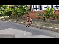 Play MP4 - Puta desconocida ama el dinero&comma; le ofrezco una buena suma de dinero y se deja follar sin importarle su novio lo hace cornudo - Porno En Espa&ntilde;ol