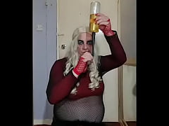 Play MP4 - if only i got this from a real man i would never swallow mine ever again on cam and thats a promise