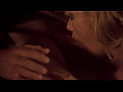 Play MP4 - A blonde hottie fucks with her man in the evening in the garden