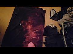 Play MP4 - Stroking a long one out