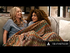 Play MP4 - TRANSFIXED - Petite Blonde Summer Vixen SAVAGELY RIDES Nurse Eva Maxim's Big Cock Until FACIAL