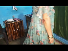 Play MP4 - Oil massage by servant big boobs bhabhi