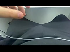 Play MP4 - Jerking off a dick at work