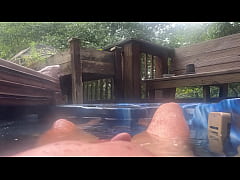 Play MP4 - Cock rising from the hot tub