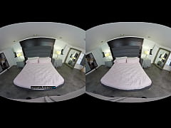 Play MP4 - Big Tits VR - Natalia Starr - NaughtyAmericaVR&period;com