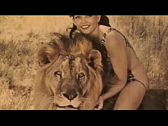 Play MP4 - Dark Lantern Entertainment presents 'Beauty And The Beast'