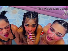 Play MP4 - compilation of whores sucking huge dicks