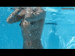 Play MP4 - Dive into the captivating world of underwater teen girls