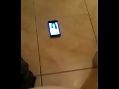 Play MP4 - Selena gomez tribute cumshot