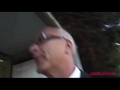 Play MP4 - Jim Slips one in for 500 pounds&excl;