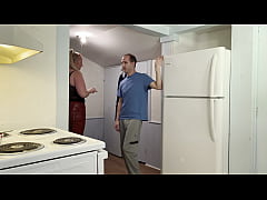 Play MP4 - Guy Convinced to Dress in Drag to do Girls Night Out