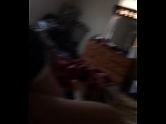 Play MP4 - Disfrutando de un oral a oscuras