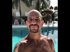 Play MP4 - AT THE POOL