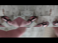 Play MP4 - Barfu&szlig; Diashow mit Nylonjunge in Birkenstocks