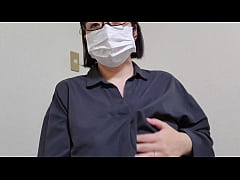 Play MP4 - A married woman masturbates while shaking her hips in a lewd manner